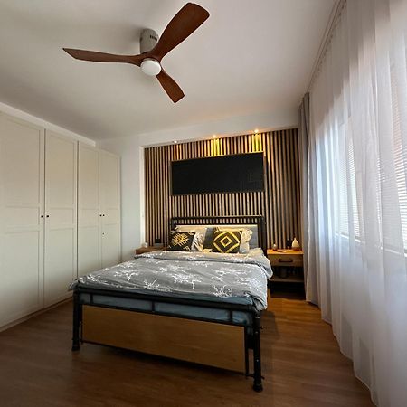 Andel Apartment With Terrace Prague Exterior photo